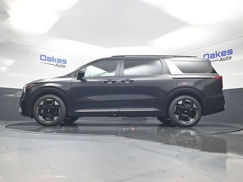 New 2026 Kia Carnival EX FWD image 42