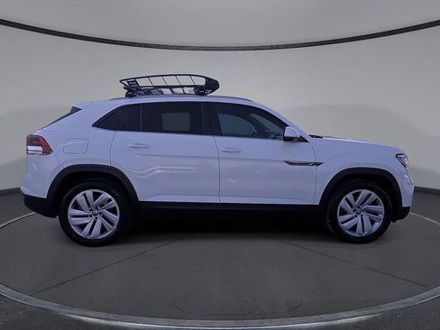 Used 2021 Volkswagen Atlas Cross Sport SE FWD image 14