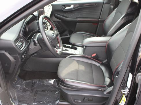 Used 2024 Ford Escape ST-Line FWD image 11