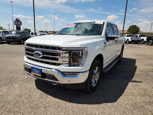 Certified 2022 Ford F150 Lariat w/ Equipment Group 502A High image 3