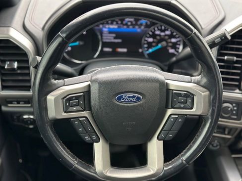 Certified 2022 Ford F350 Platinum w/ FX4 Off-Road Package image 4