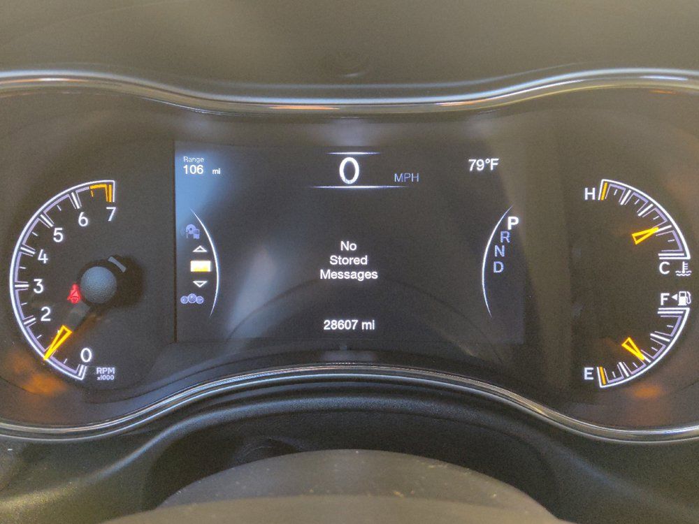 Used 2021 Jeep Grand Cherokee Laredo X RWD image 23