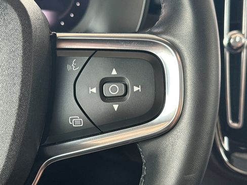 Certified 2023 Volvo C40 P8 Recharge Ultimate w/ Protection Package Premier AWD/4WD image 29