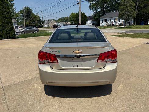 Used 2011 Chevrolet Cruze Eco FWD image 7