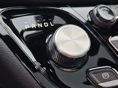 New 2026 Chrysler Pacifica Limited w/ S Appearance Package image 17