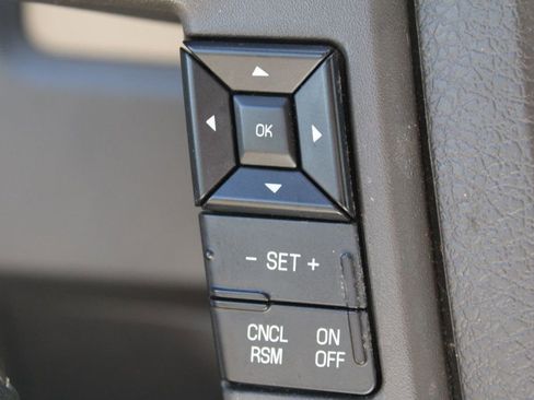 Used 2014 Ford F150 XLT w/ Equipment Group 302A Luxury image 27