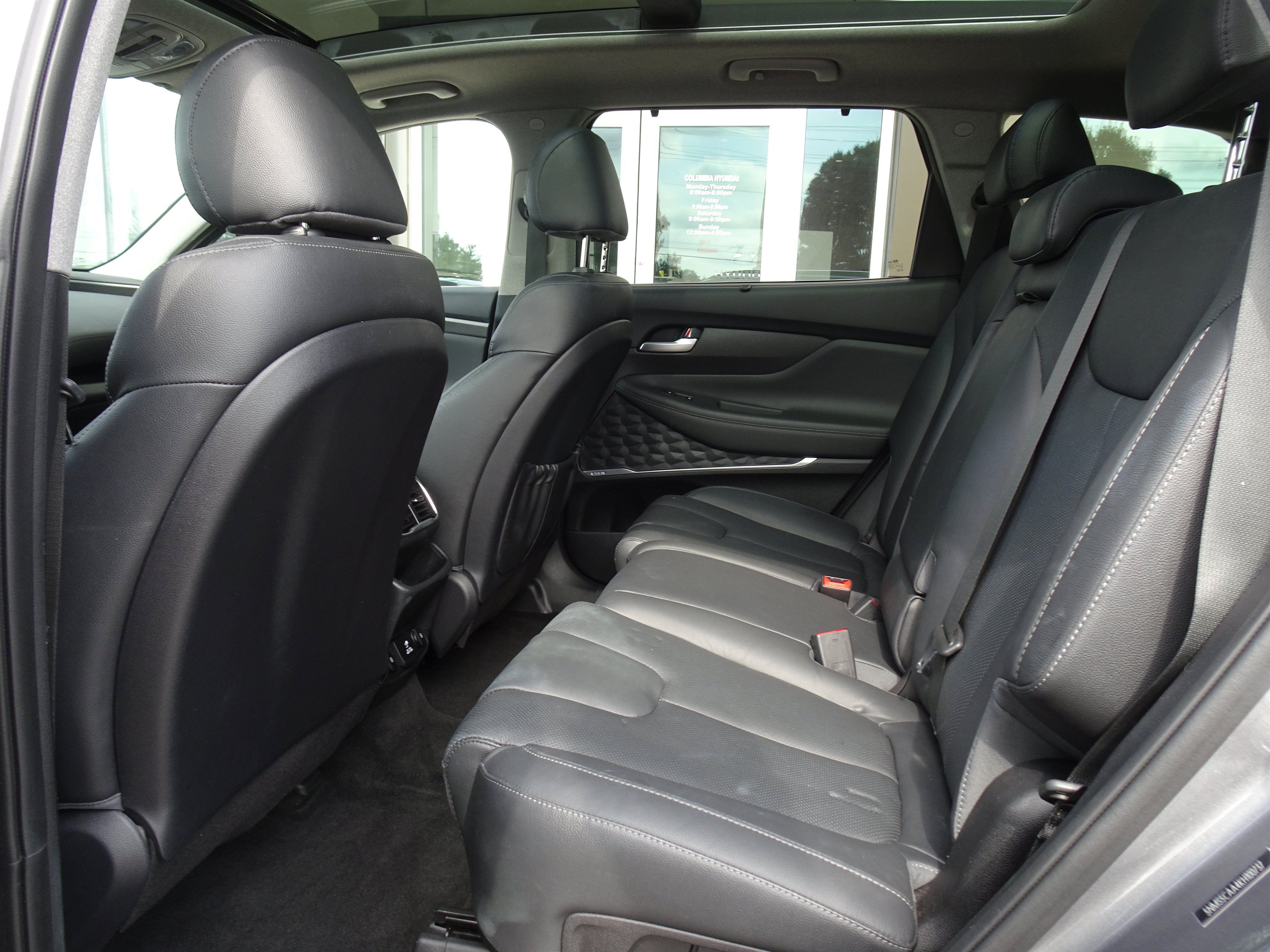 Used 2019 Hyundai Santa Fe AWD image 17