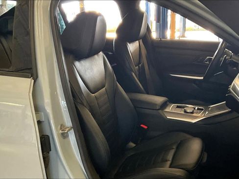 Used 2024 BMW 330e w/ Premium Package image 8