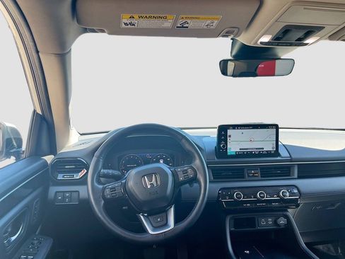 Used 2023 Honda Pilot Elite image 24