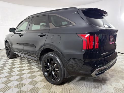 Used 2023 Kia Sorento SX AWD/4WD image 7
