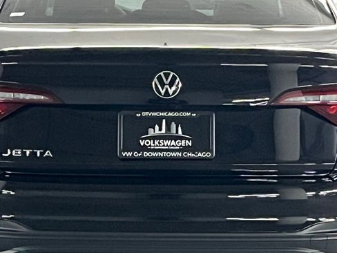 Certified 2023 Volkswagen Jetta S image 31