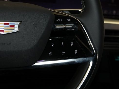 New 2026 Cadillac Escalade ESV Luxury w/ Touring Package image 26