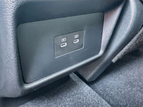 Used 2026 Nissan Rogue SV w/ SV Premium Package FWD image 26