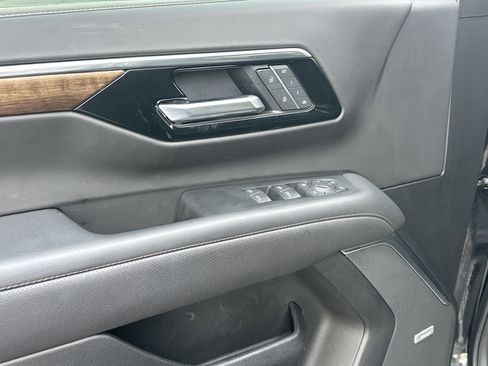 Certified 2025 Chevrolet Tahoe High Country image 12