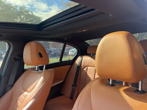 Used 2020 BMW 330i Sedan w/ Convenience Package image 27