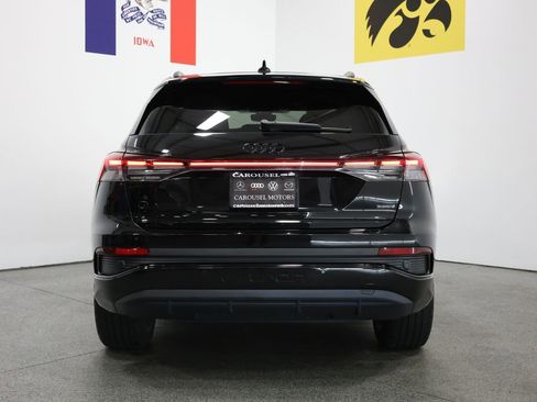 Used 2023 Audi Q4 e-tron Prestige AWD/4WD image 11