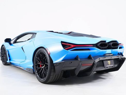 Used 2024 Lamborghini Revuelto AWD/4WD image 18