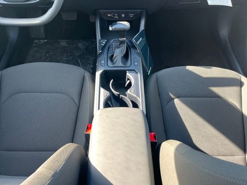New 2026 Kia K4 LXS image 30