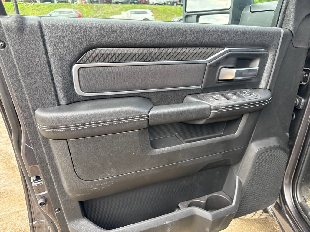 New 2026 RAM 2500 Big Horn AWD/4WD image 17