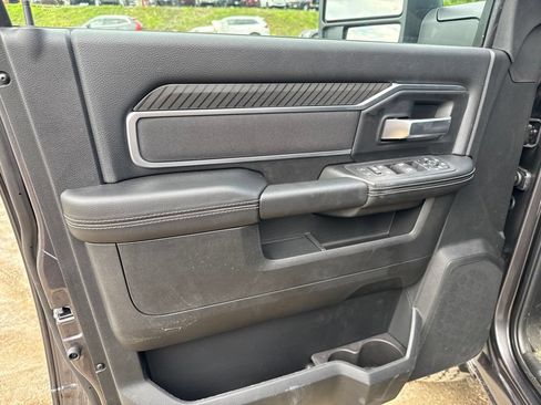 New 2026 RAM 2500 Big Horn AWD/4WD image 17