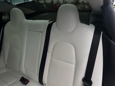 Used 2021 Tesla Model 3 Long Range image 10