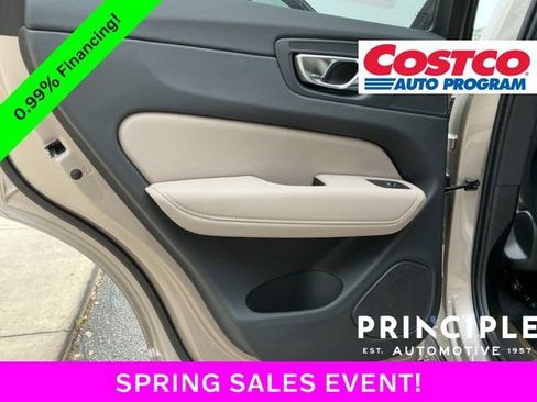 New 2026 Volvo XC60 B5 Plus w/ Protection Package Premier AWD/4WD image 32