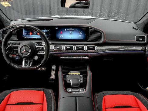 Used 2025 Mercedes-Benz GLE 63 AMG S image 23