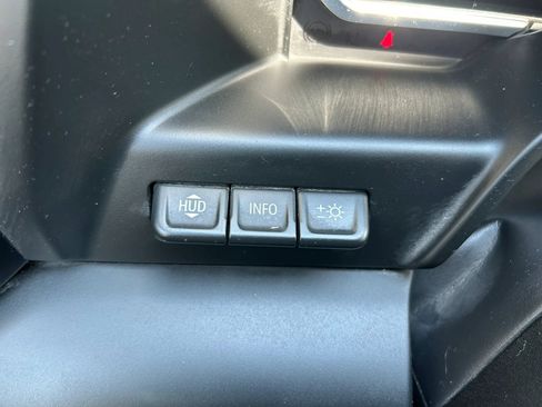 Used 2024 GMC Sierra 2500 AT4 w/ AT4 Premium Plus Package AWD/4WD image 23