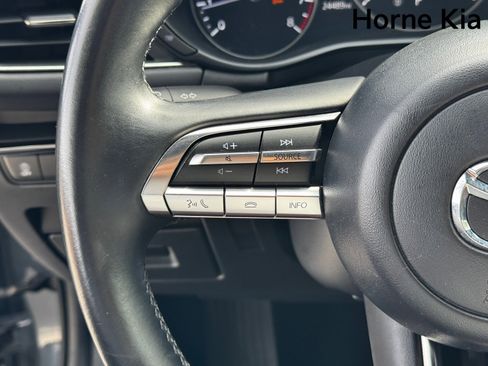 Used 2022 MAZDA MAZDA3 s image 18
