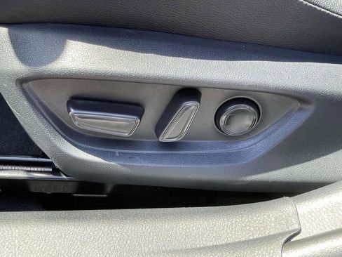 Used 2025 Toyota Camry XLE w/ Premium Plus Package image 14