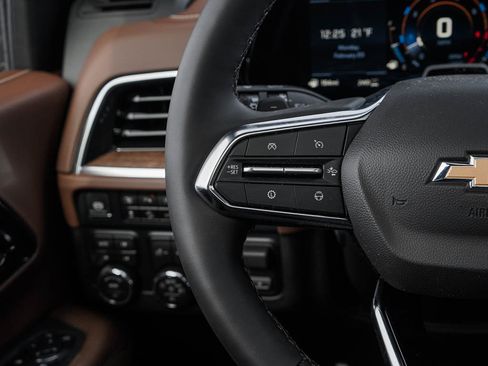 New 2026 Chevrolet Suburban High Country image 23