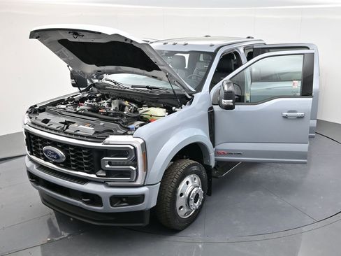 New 2026 Ford F450 Platinum w/ FX4 Off-Road Package image 56