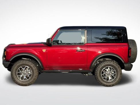 Used 2025 Ford Bronco Badlands AWD/4WD image 8