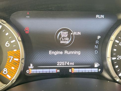 Used 2022 Jeep Renegade Latitude w/ Convenience Group AWD/4WD image 12