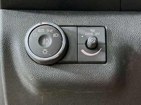 Used 2012 GMC Acadia SLE image 27