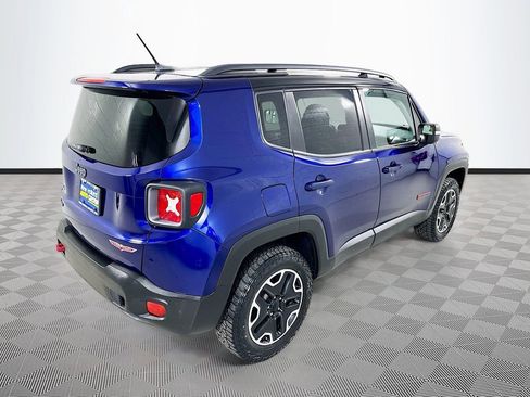 Used 2016 Jeep Renegade Trailhawk image 7