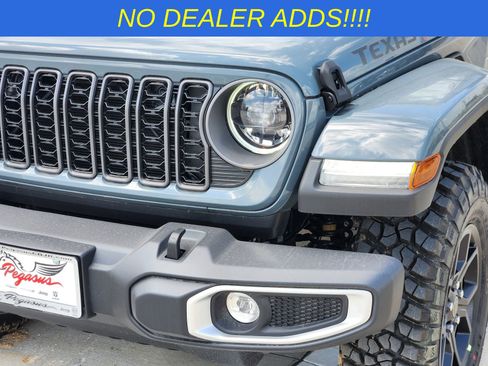 New 2026 Jeep Gladiator Sport AWD/4WD image 9