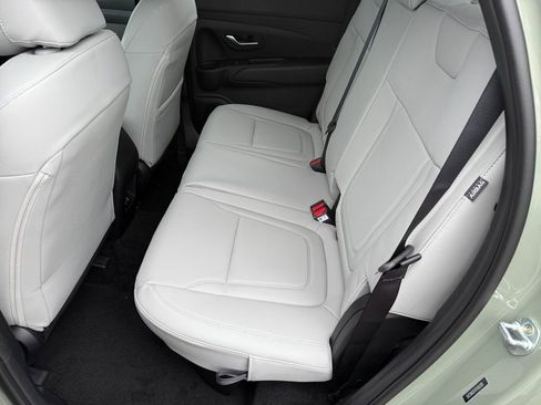 New 2026 Hyundai Santa Cruz SEL FWD image 11
