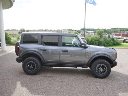 Certified 2023 Ford Bronco Badlands AWD/4WD image 4