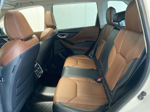 Used 2023 Subaru Forester Touring image 13