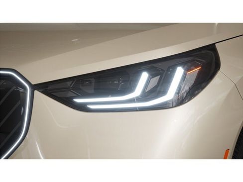 New 2026 BMW X3 xDrive30 w/ Premium Package AWD/4WD image 6