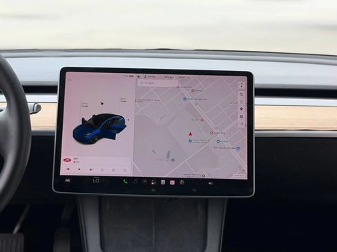 Used 2021 Tesla Model 3 Standard Range Plus RWD image 25
