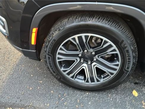 Used 2022 Jeep Wagoneer Series III w/ Convenience Group I image 35