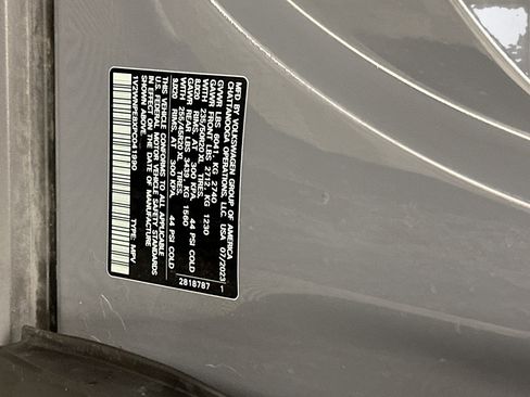 Used 2023 Volkswagen ID.4 Pro S AWD/4WD image 12