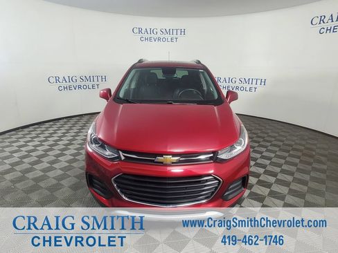 Used 2019 Chevrolet Trax LT w/ LT Convenience Package AWD/4WD image 8