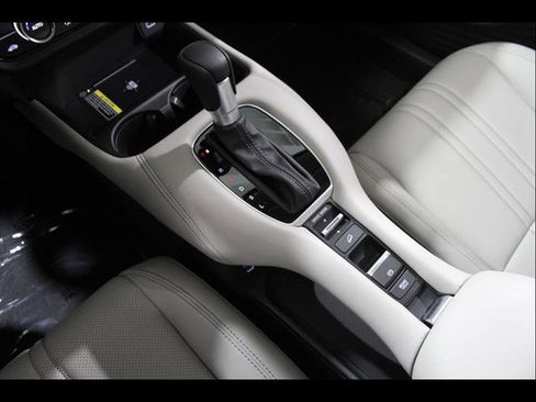 Used 2025 Honda HR-V EX-L image 14