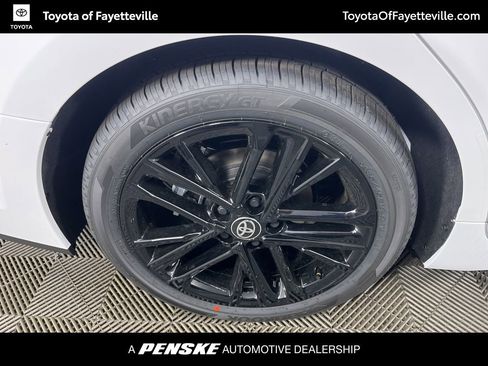 Used 2026 Toyota Camry SE image 12