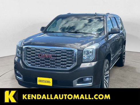 Used 2019 GMC Yukon XL Denali w/ Denali Ultimate Package AWD/4WD image 1