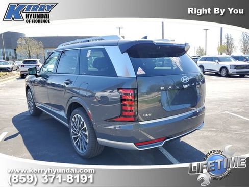 New 2026 Hyundai Palisade Calligraphy FWD image 3