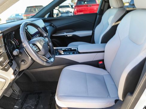 Used 2024 Lexus RX 350h image 17